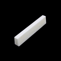 AllParts BN-0204-000 Allparts Slant Cut Bone Nut Blank
Bone nut blank 2-1/16" x 3/8" x 1/4" slant cut.